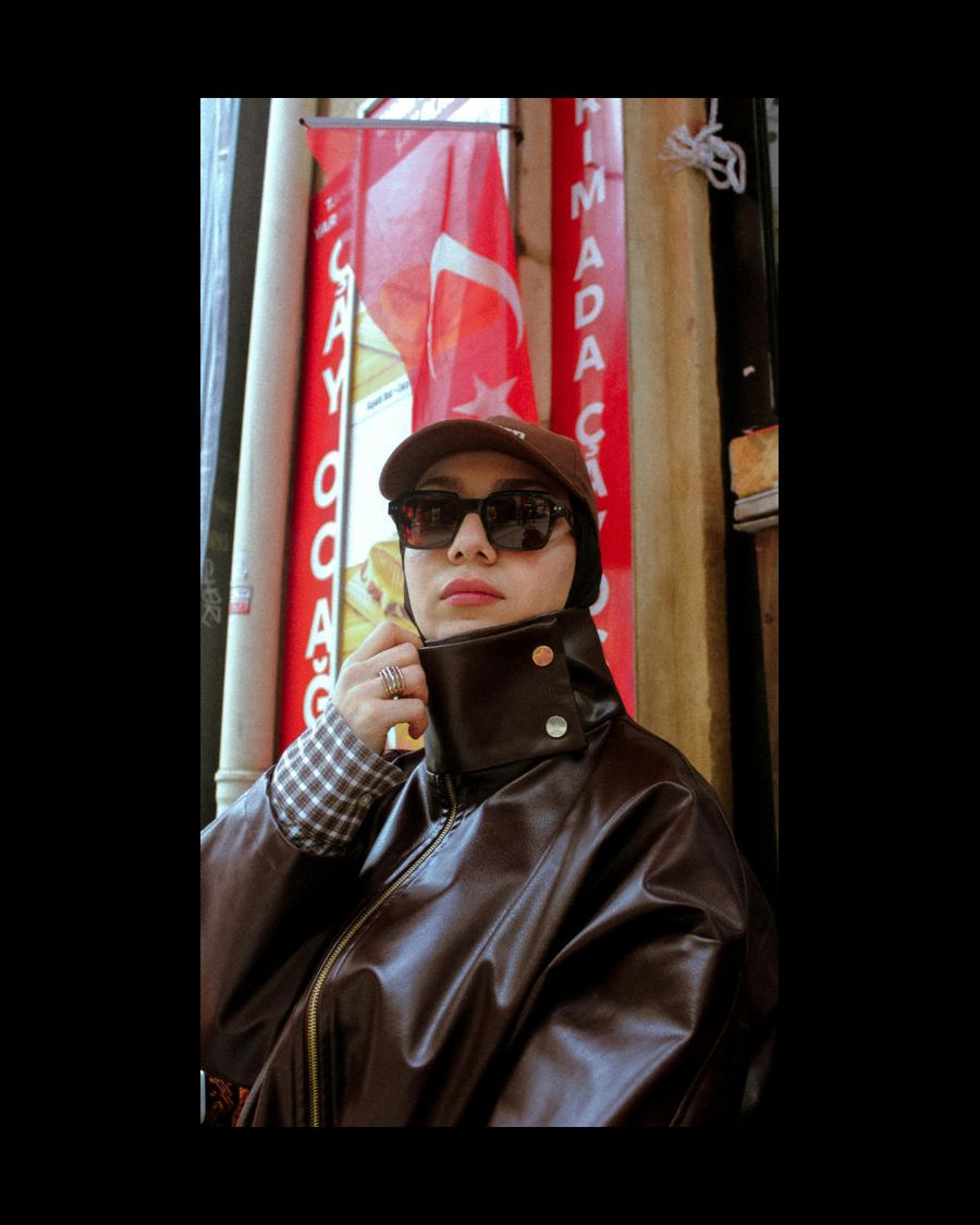 Look streetwear Optical Distrikt en studio